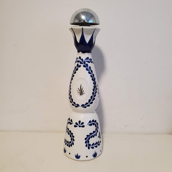 Clase Azul Art Clase Azul Tequila Blue White Hand Painted 75l 75 Ml Empty Bottle 6 Ceramic